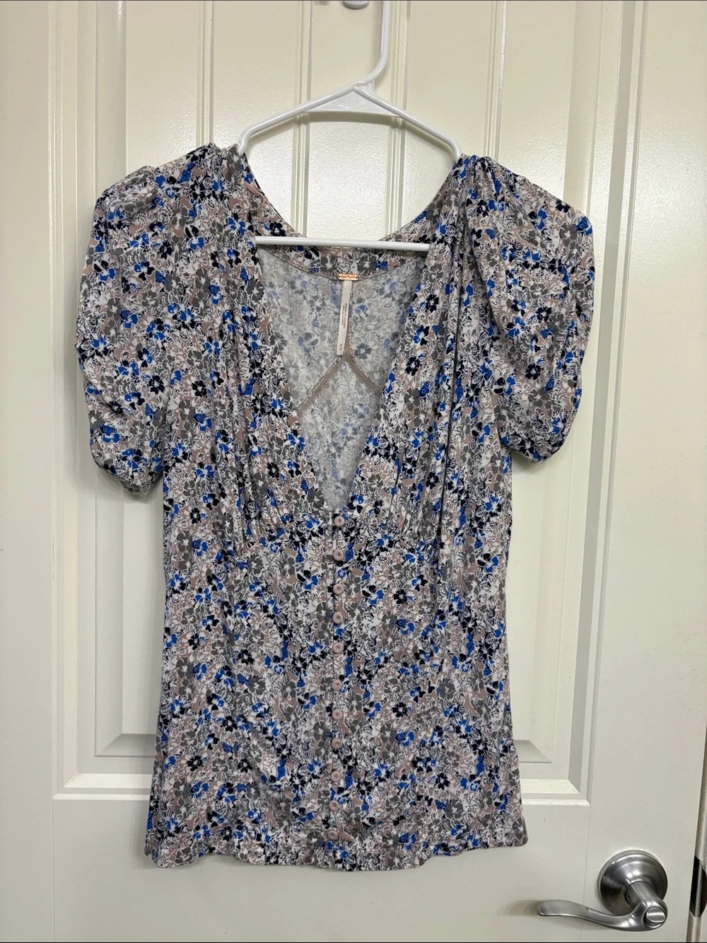 Free People Blue Floral Puff-Sleeve Button-Front‎ Blouse Boho